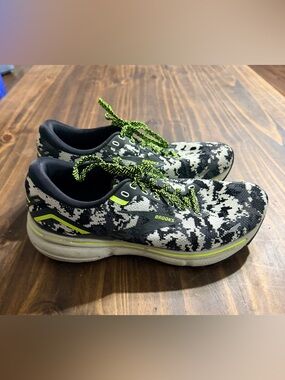 Women’s Brooks Ghost 15
